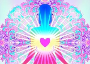 Amare attraverso lo Yoga