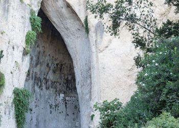 L’Orecchio di Dionisio: sempre giù dalle mani dell’uomo