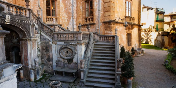 Villa Palagonia, luogo di misteri e di storie bizzarre