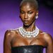 Anok Yai, la Modella dell’Anno: l’ascesa di un’icona che ridefinisce la moda